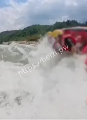 网红漂流频繁翻船
